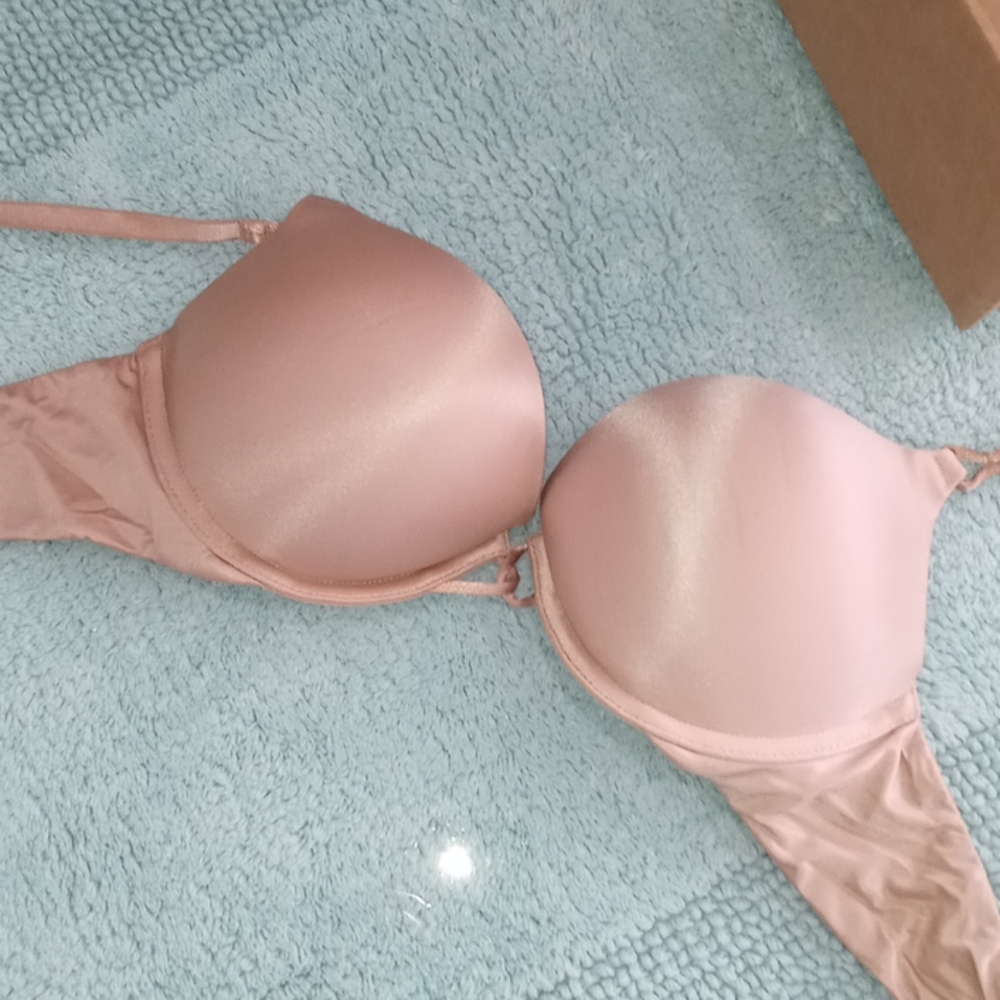 Victoria Secret Plunge Bra